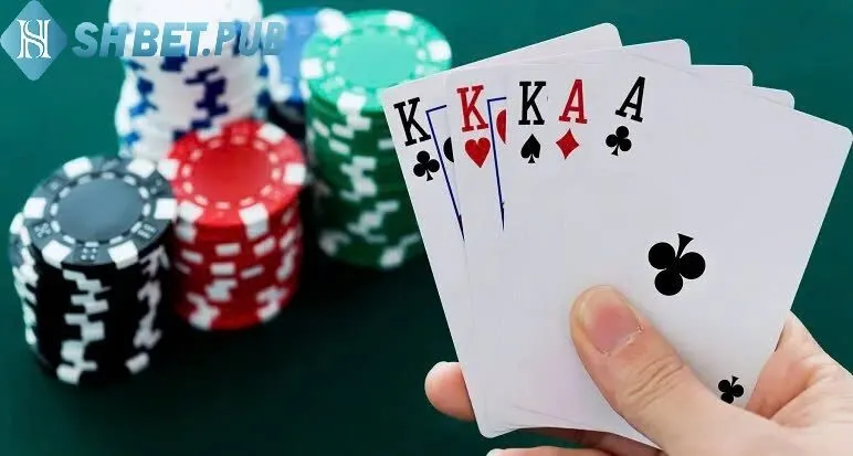 Trải Nghiệm Bài Poker Shbet Cùng Các Cao Thủ Khám Phá Cổng Game Đỉnh Cao 4 Cách chơi Bài Poker Shbet chi tiết, dễ hiểu